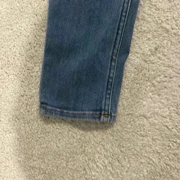 Vigoss Medium Wash Skinny Jeans - size 27 - Picture 5 of 5